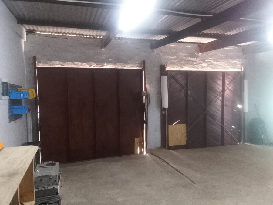 To Let commercial Property for Rent in Dormehls Drift Western Cape